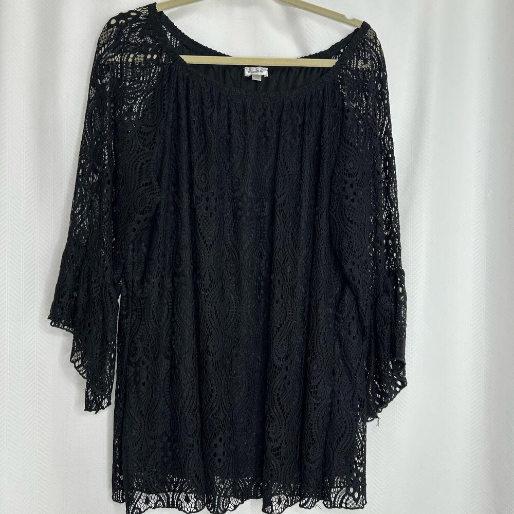 Avenue black lace blouse size 18/20 bell sleeves witch holiday